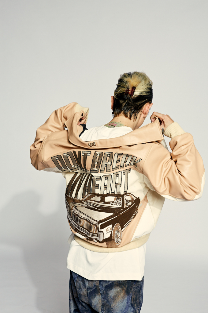 Trước thềm tung MV mới, Binz ra mắt BST thời trang, bán áo khoác trăm triệu ủng hộ quỹ mổ tim trẻ em
