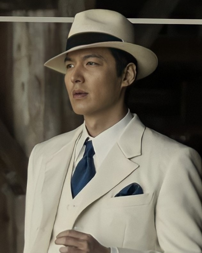 Cảnh nóng trong Pachinko chưa hết hot, Lee Min Ho chuyển sang làm bác sĩ khoa sản, sánh đôi Nữ hoàng rating