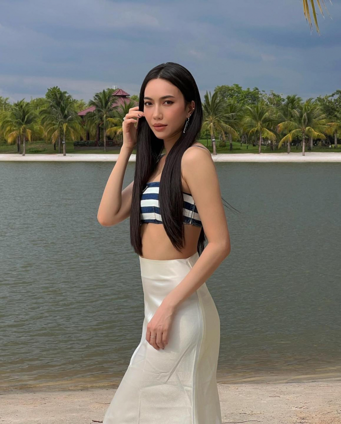 Hậu tin đồn sinh con, Diệu Nhi khoe vòng 2 phẳng lì trên biển, nhan sắc đúng chuẩn trông mòn mắt Hậu tin đồn sinh con, Diệu Nhi khoe vòng 2 phẳng lì trên biển, nhan sắc đúng chuẩn trông mòn mắt