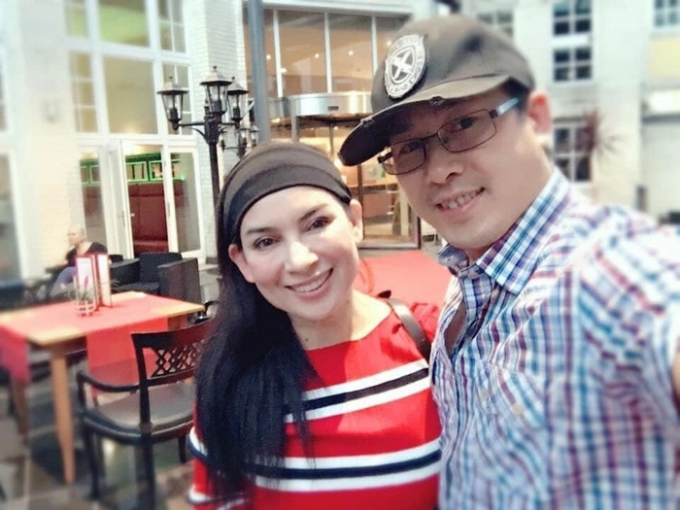 Em trai gửi lời chúc mừng sinh nhật Phi Nhung đẫm nước mắt, các con nuôi quây quần làm 1 điều đặc biệt Em trai gửi lời chúc mừng sinh nhật Phi Nhung đẫm nước mắt, các con nuôi quây quần làm 1 điều đặc biệt