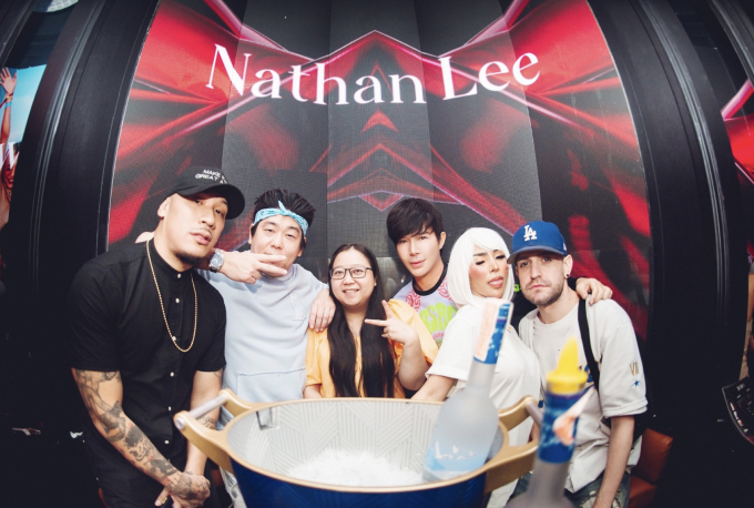 Nathan Lee đón Tết Thái Lan bên dàn DJ đình đám thế giới, chuẩn bị có màn kết hợp quốc tế?