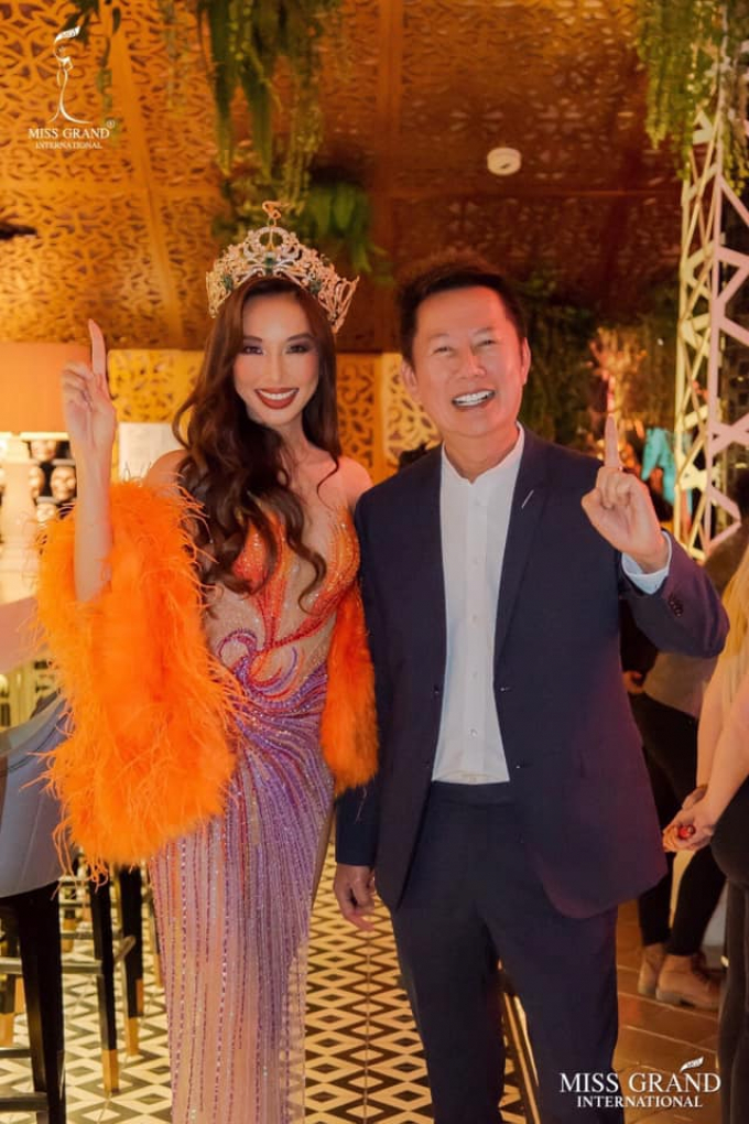 Thùy Tiên sau 4 tháng đăng quang: cá kiếm 50 tỷ/tháng, được chủ tịch Miss Grand cưng như con gái!