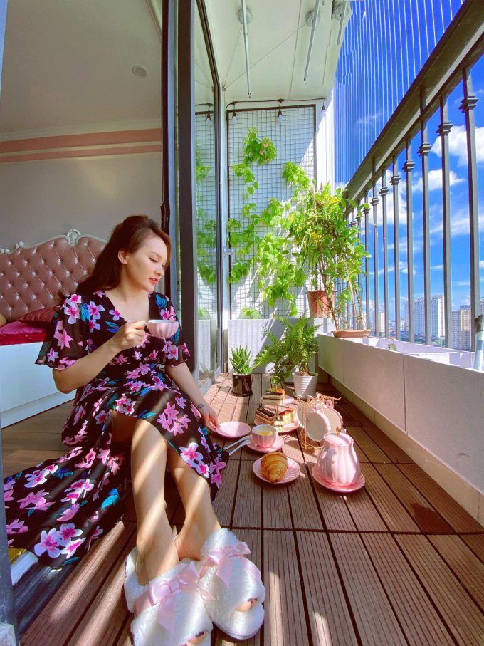 Cuộc sống như mơ của mẹ bỉm Bảo Thanh: nhan sắc vạn người mê, chồng yêu chiều toàn tặng quà tiền tỷ
