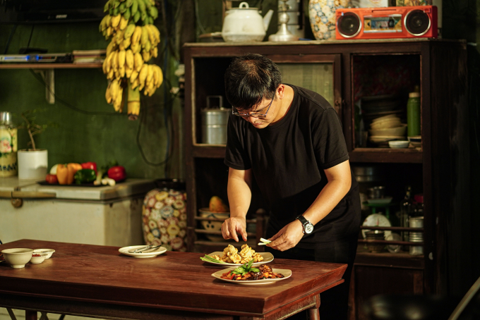 Thu Trang mời Masterchef Việt Nam làm món ăn đặc biệt cho Nghề siêu dễ khiến Tiến Luật, Kiều Minh Tuấn mê mẩn