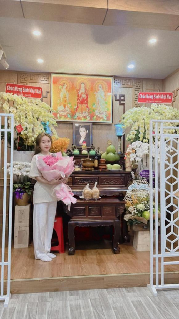 Con gái nuôi Phi Nhung đón sinh nhật đầu tiên vắng mẹ, có hành động khiến fans rơi nước mắt