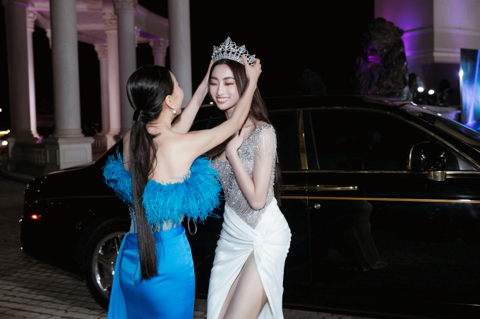 Thùy Tiên, Tiểu Vy, Lương Thùy Linh, Đỗ Hà tiếp tục chiếm spotlight trên thảm đỏ đêm 2 Vietnam Beauty Fashion Fest