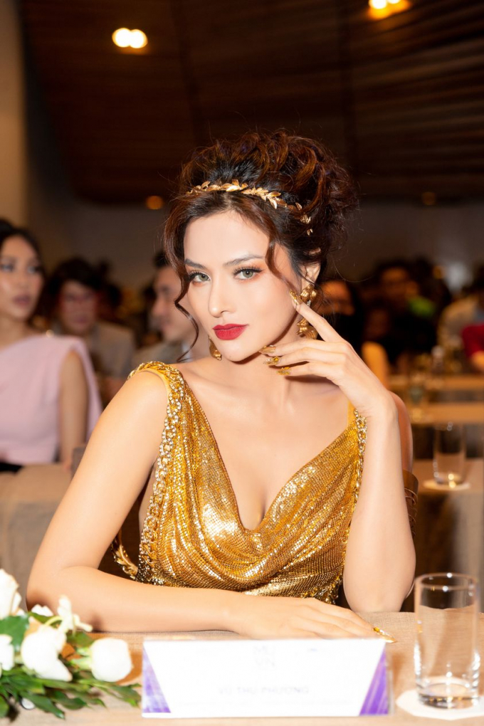 Bị chê kém hiểu biết khi bắt bẻ thí sinh Miss Universe Vietnam về công nghệ, Vũ Thu Phương nói gì?