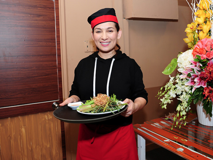 Nghẹn ngào hình ảnh mới tại quán chay Phi Nhung, khoảnh khắc ý nghĩa gây xót thương vô hạn