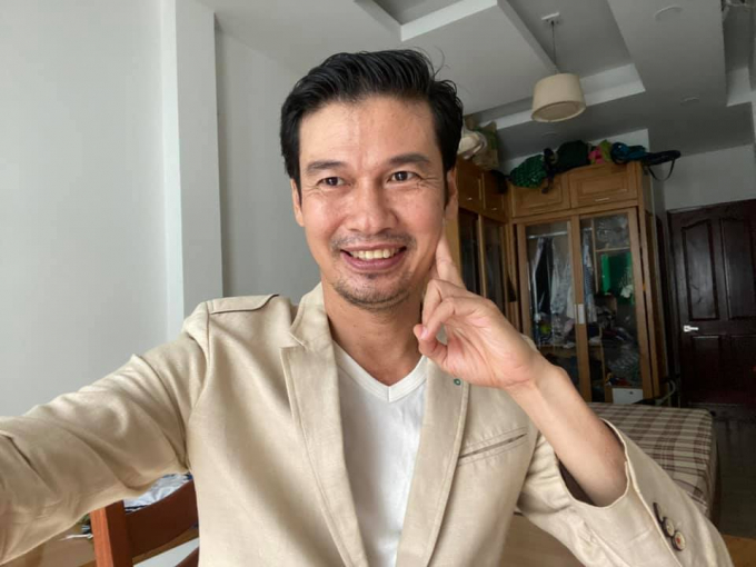 Cuộc sống tuổi 49 của Tiết Cương: Giàu ngầm, chơi xe cổ, vừa cưới vợ đẹp kém 26 tuổi