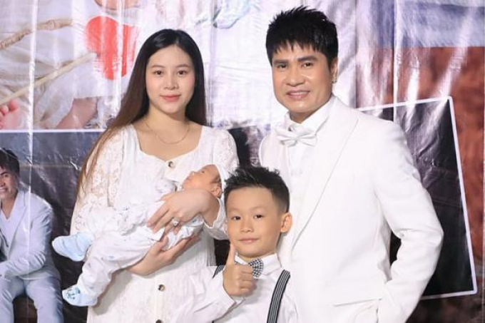 Vợ chồng Vua nhạc sàn Lương Gia Huy hạnh phúc đón tiểu công chúa - Kathy chào đời