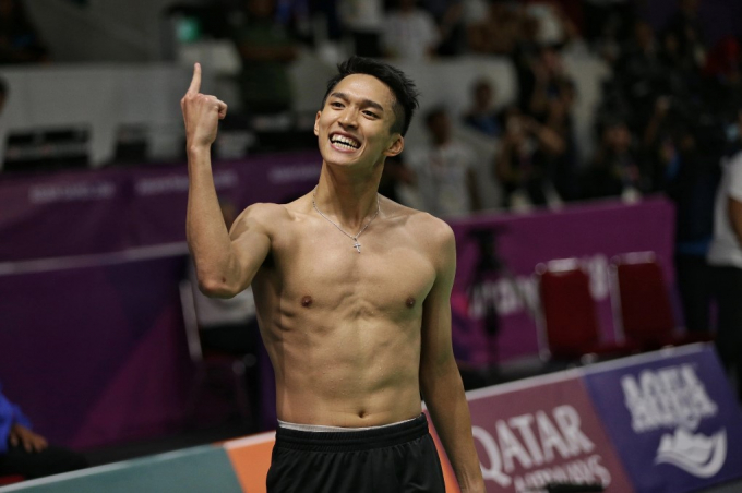 Thần đồng cầu lông của Indonesia - Jonatan Christie: Điển trai như tài tử, body 6 múi khiến fans mê mệt