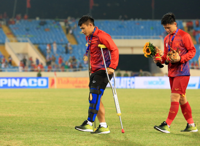 Gặp chấn thương nặng, ngôi sao vừa vô địch SEA Games cùng U23 Việt Nam phải ra nước ngoài phẫu thuật