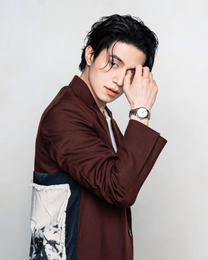 Lee Dong Wook muốn kết hôn trước tuổi 50, hứng thú với phụ nữ để tóc ngắn