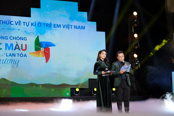 Quang Dũng - Phan Đinh Tùng song ca Hòa nhịp con tim trong chương trình ý nghĩa về trẻ em tự kỷ