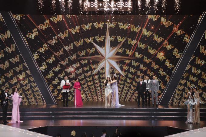 Không ngoài dự đoán: Ngọc Châu đăng quang Hoa hậu Hoàn vũ Việt Nam 2022