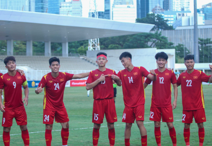 U19 Việt Nam hủy diệt Brunei: Đội hình 2 và thẻ đỏ đáng tiếc