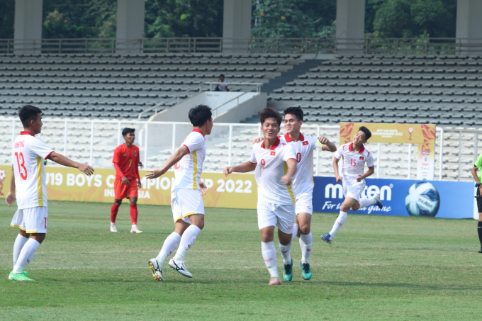 U19 Việt Nam dễ dàng hạ gục kình địch Myanmar