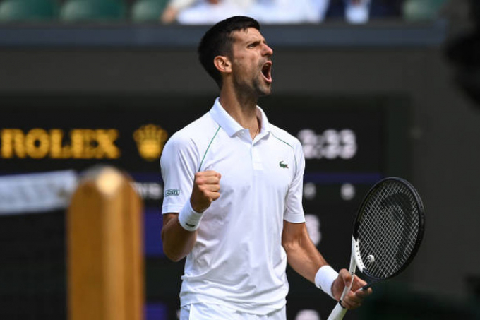 Novak Djokovic gặp badboy Kyrgios ở chung kết Wimbledon