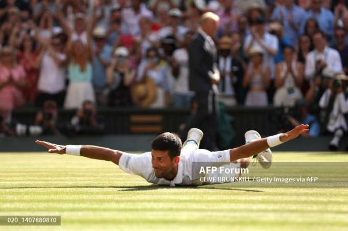 Novak Djokovic đi vào lịch sử với chức vô địch Wimbledon thứ 7