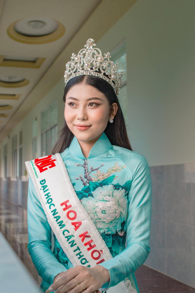 Nhan sắc đời thường đầy sức hút của Miss Earth Vietnam 2022 - Thạch Thu Thảo