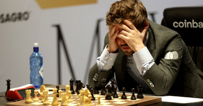 Vua cờ Magnus Carlsen tuyên bố thoái vị