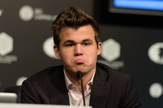 Vua cờ Magnus Carlsen tuyên bố thoái vị