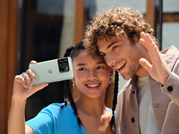 OnePlus quay trở lại Việt Nam với flagship 10T 5G, giá từ 16 triệu đồng
