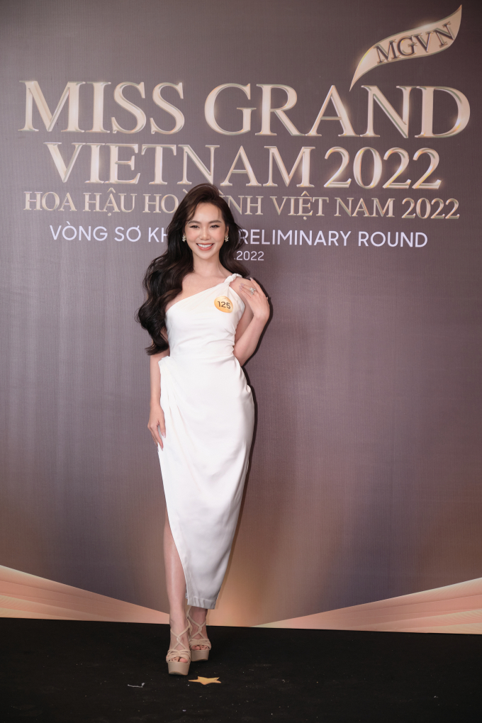Miss Grand Vietnam 2022: Hoa khôi áo dài Mỹ Khôi đầy triển vọng, quán quân Vietnam Fitness Model rực rỡ thảm đỏ