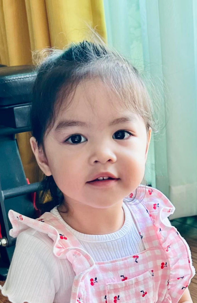Trần Bảo Sơn khoe con gái 2 tuổi, giữ kín danh tính mẹ em bé