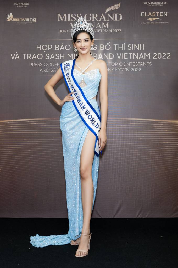 Thùy Tiên - Lương Thùy Linh khoe vai trần, Đỗ Hà diện váy xuyên thấu đọ sắc cùng dàn hoa hậu quốc tế