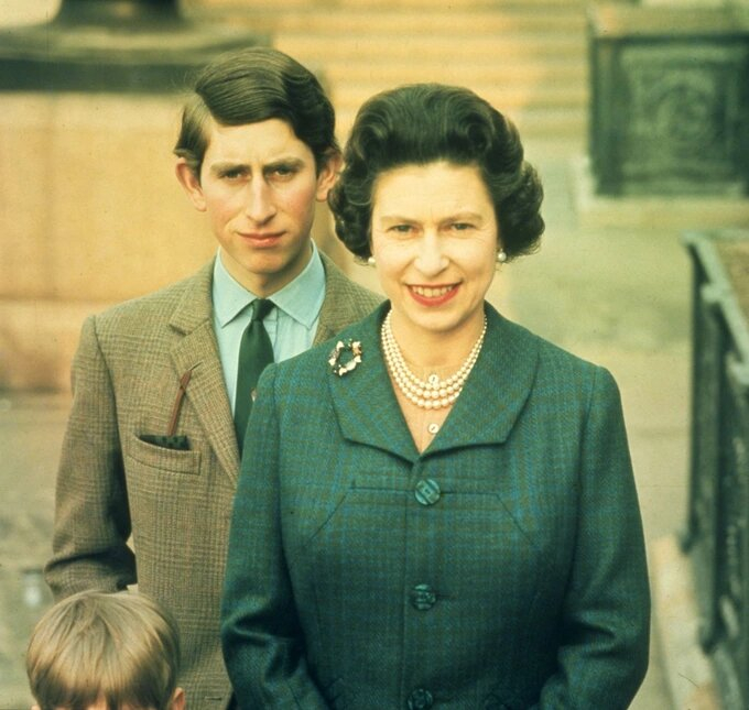 96 năm cuộc đời Nữ hoàng Anh Elizabeth Đệ nhị