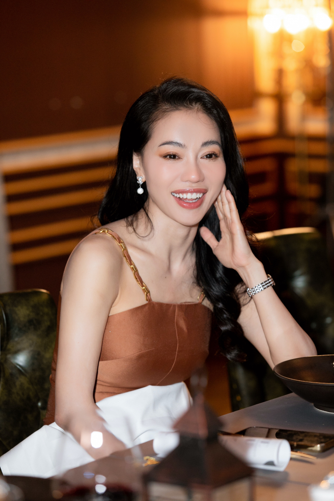 Ba Lùi Nguyên Thảo, Chế Nguyễn Quỳnh Châu vào Top 5 ấn tượng, được ăn tối cùng Miss Grand Thùy Tiên
