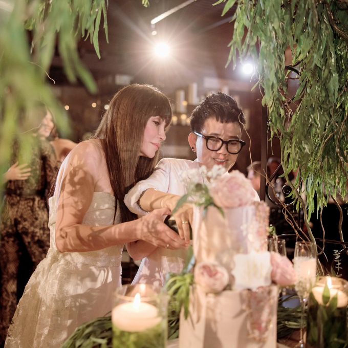 Thêm ảnh cưới nét căng của Phương Uyên - Thanh Hà: Dàn sao đình đám rạng rỡ chúc phúc