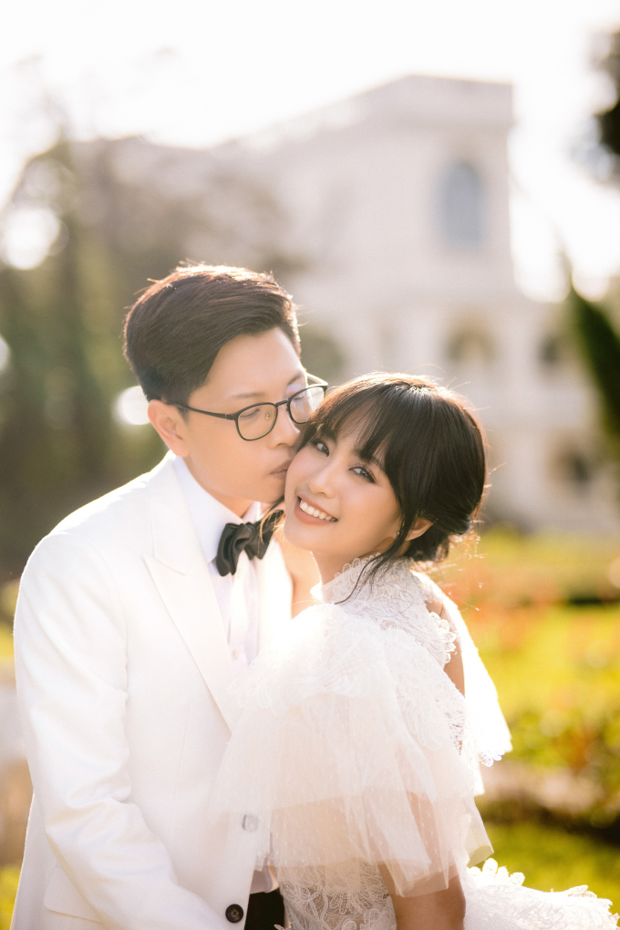 Vợ chồng Bomman - Minh Nghi tung ảnh cưới lung linh, đậm chất ngôn tình tại Đà Lạt
