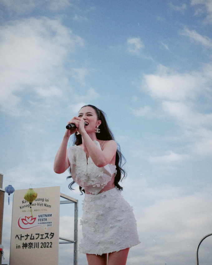 Đông Nhi trở thành nữ ca sĩ Việt đầu tiên góp mặt trong big 4 cuộc thi nhan sắc trong nước