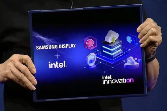 Intel và Samsung giới thiệu máy tính màn hình trượt