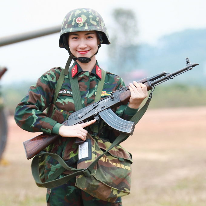 Uy tín như Hòa Minzy: chuyển nóng 300 triệu cho Ủy ban Mặt trận Tổ quốc Việt Nam cứu trợ miền Trung
