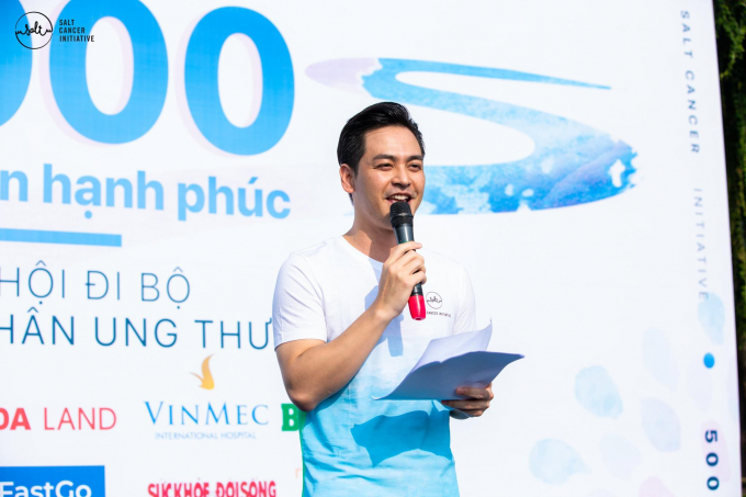 MC Phan Anh kêu gọi ủng hộ miền Trung sau bão Noru, khẳng định tính minh bạch khi bị netizen nghi ngờ