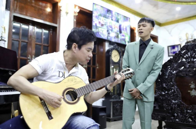 Danh ca Ngọc Sơn tiết lộ lí do nâng đỡ tài năng âm nhạc Hồ Văn Cường bất chấp mọi ồn ào