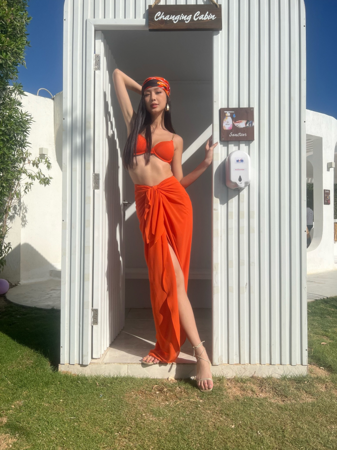 Á hậu Bảo Ngọc diện bikini cực cháy, khoe trọn đường cong quyến rũ tại Miss Intercontinental 2022