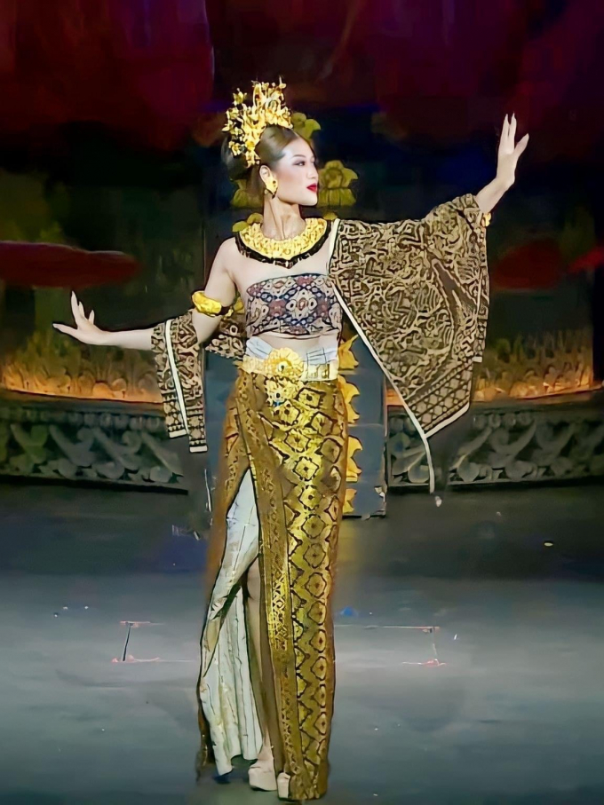 Hoa hậu Thùy Tiên lộng lẫy tựa nữ thần, tỏa sáng đúng đẳng cấp đương kim Miss Grand International