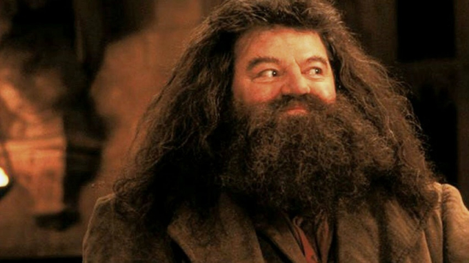 Diễn viên lão làng Robbie Coltrane qua đời, fans Harry Potter lưu luyến từ biệt bác Hagrid tuổi thơ