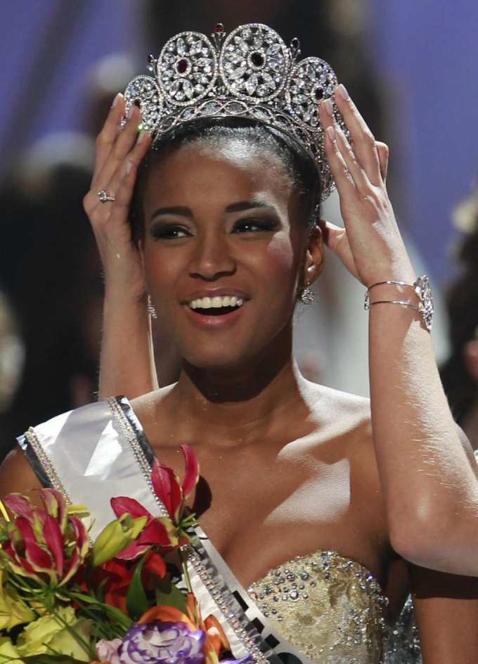 Hoa hậu Hoàn vũ 2011 công khai chê Miss Grand là rạp xiếc: Chủ tịch thiên vị, cuộc thi xem thường phụ nữ