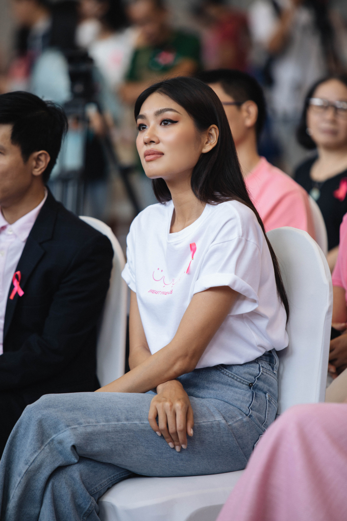 Tham gia Ngày hội Nón hồng 2022, á hậu Thảo Nhi Lê sẵn sàng hành động vì bệnh nhân ung thư vú