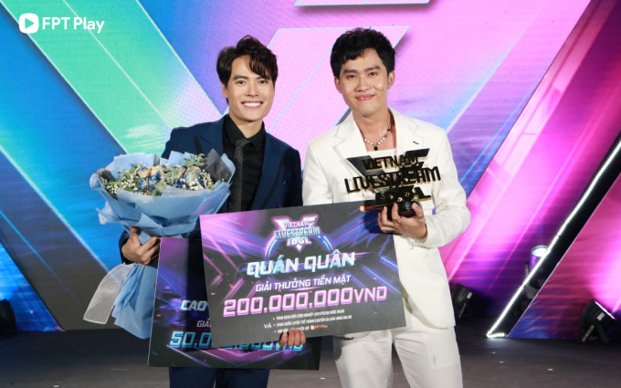 Quán quân Vietnam Livestream Idol gọi tên chiến binh MiTa, chốt đơn liên tù tì 160 triệu đêm chung kết