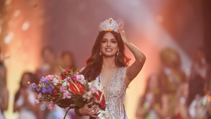Miss Universe 2021 và á hậu 1 Miss World 2021 cực thân thiết, fans trầm trồ: Big 2 hòa bình lại sang chảnh