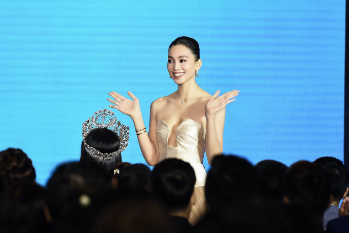 Hoa hậu Việt Nam 2022 không chấp nhận thí sinh qua phẫu thuật thẩm mỹ