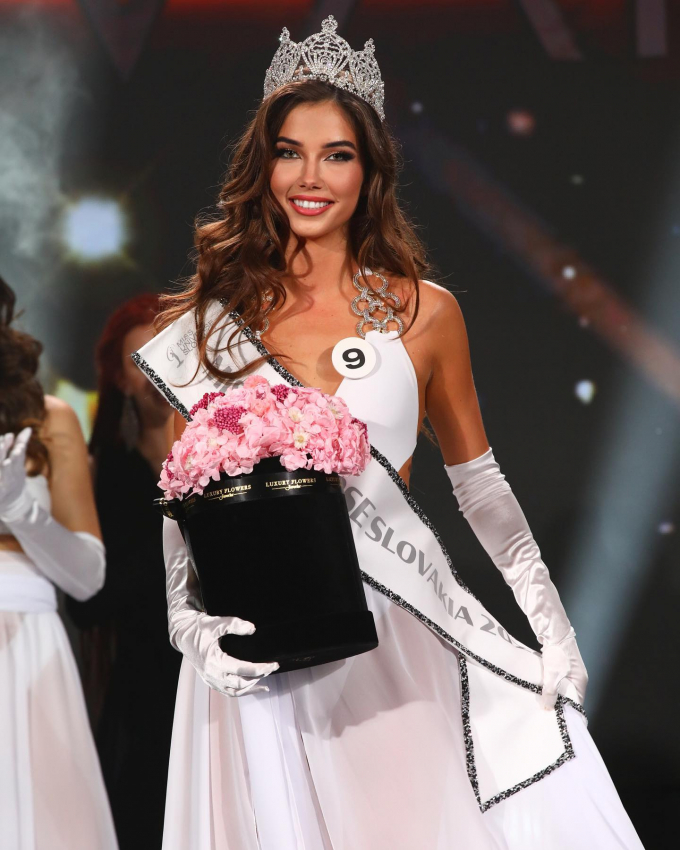 Mỹ nhân châu Âu đăng quang Miss Universe trong nước nhưng thi Miss Earth để lấy kinh nghiệm