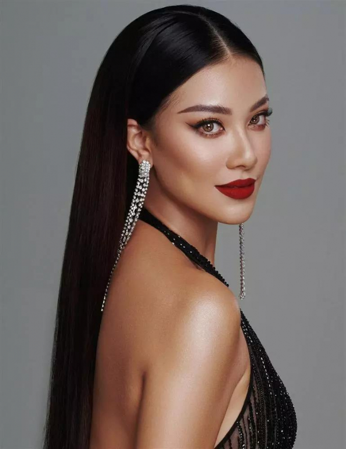Ảnh profile mỹ nhân Việt trên đấu trường Miss Universe: Ngọc Châu bén lẹm không kém cạnh HHen Niê, Khánh Vân
