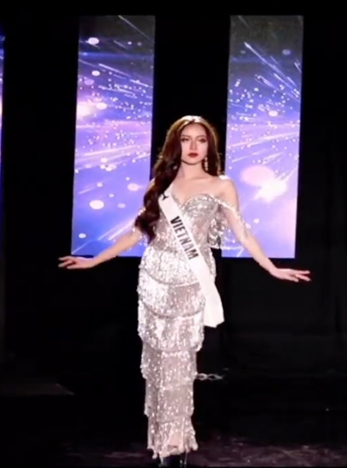 Đại diện Việt Nam dừng chân tại top 16 Miss Teen Universe 2022 với thành tích ấn tượng